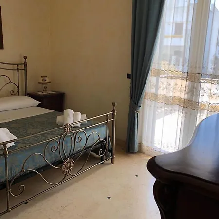 فندق مبيت وإفطار Belvedere Di Rita 3*