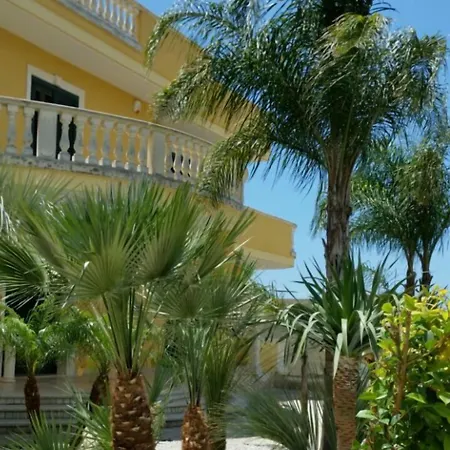 فندق مبيت وإفطار Belvedere Di Rita 3*