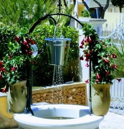 Belvedere Di Rita فندق مبيت وإفطار غالّيبولي